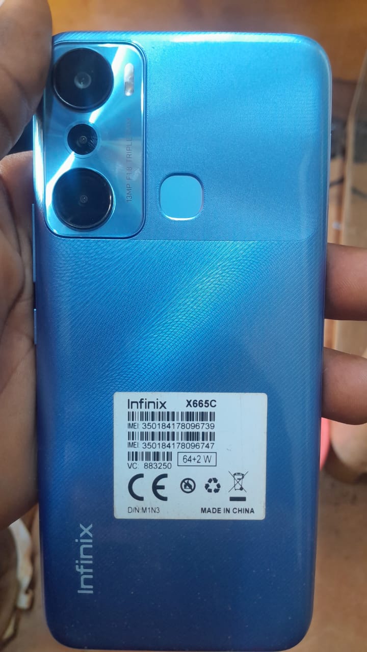 Téléphone 📱 main